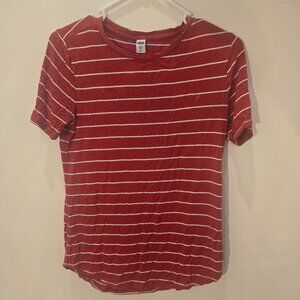 Cute red ❤️ and white 🤍 4th of July t-shirt!!